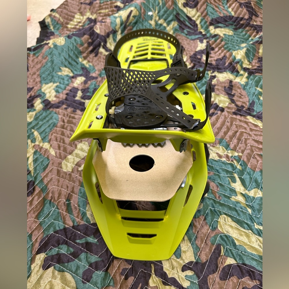 Atlas Helium-Trail Unisex Snowshoes 26” -by Loving Kindness Everyday - Picture 6 of 14